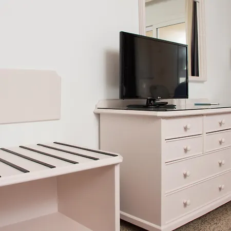 Hotel Mac Puerto Marina 4*