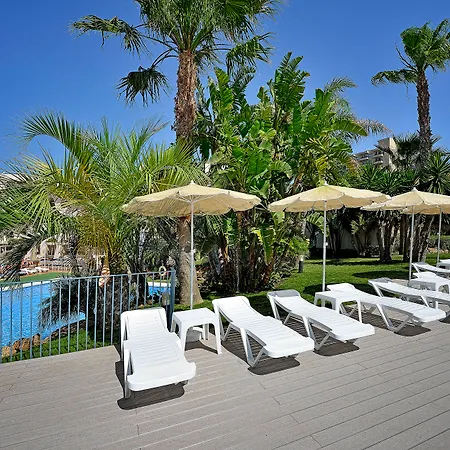 Mac Puerto Marina Hotel