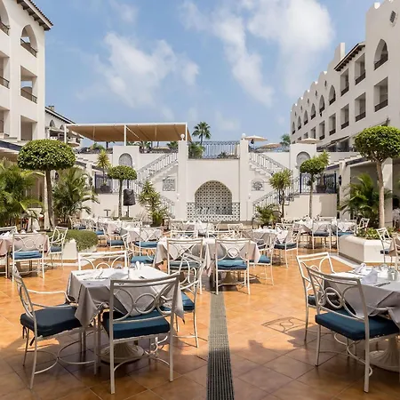 Hotel Mac Puerto Marina 4*