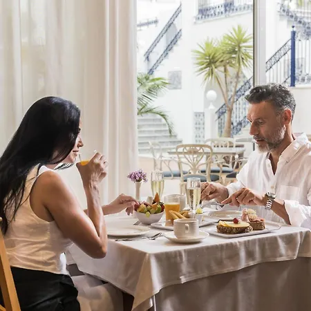 Mac Puerto Marina Benalmádena