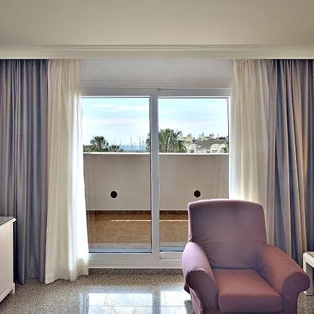 Mac Puerto Marina Benalmádena