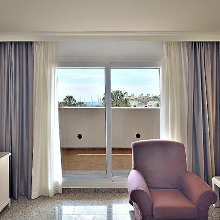 Hotel Mac Puerto Marina