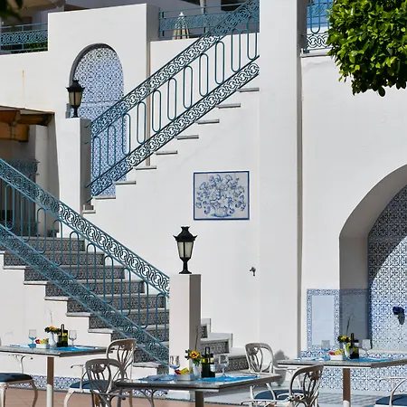 Mac Puerto Marina 4*