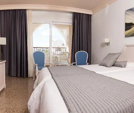 Mac Puerto Marina Hotell 4*