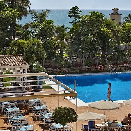 Mac Puerto Marina Hotel 4*